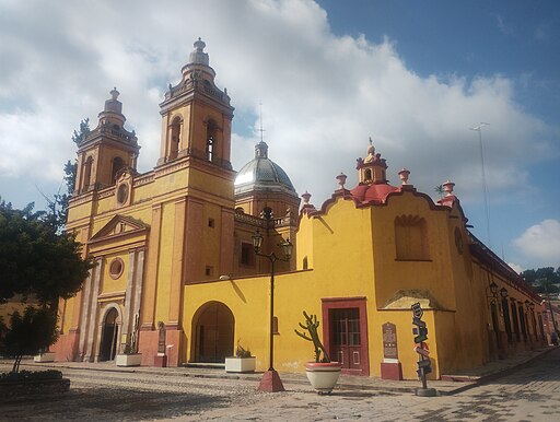 512px-Cadereyta_(7) cadereyta