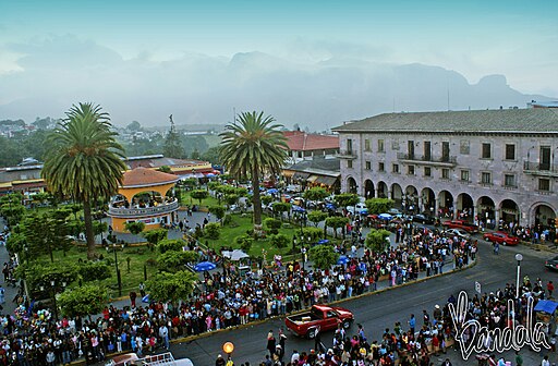 ZOCALO DE TEZIUTLAN ZOCALO DE TEZIUTLÁN UNO DELOS PUEBLOS MÁGICOS DE PUEBLA