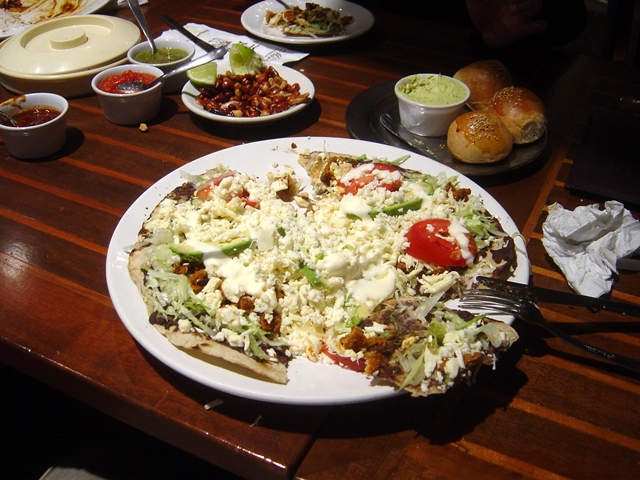 TLAYUDAS FORMA PARTE DE LA GASTRONOMIA DE OAXACA