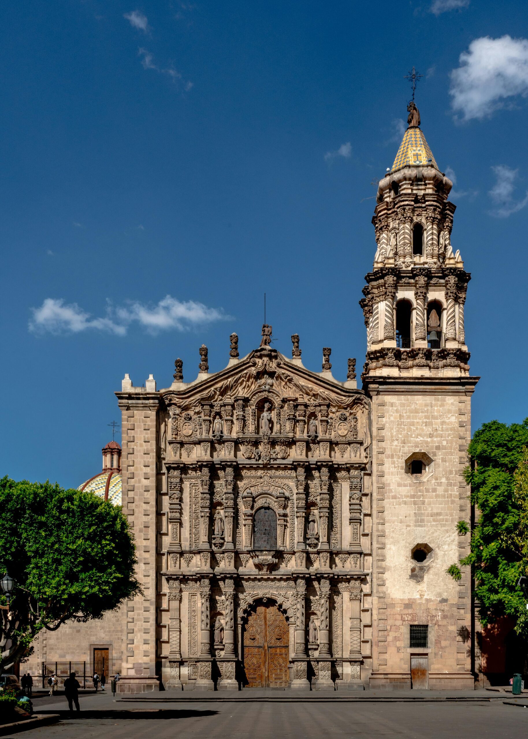 capital san luis potosi se ve una iglesia del centro historico