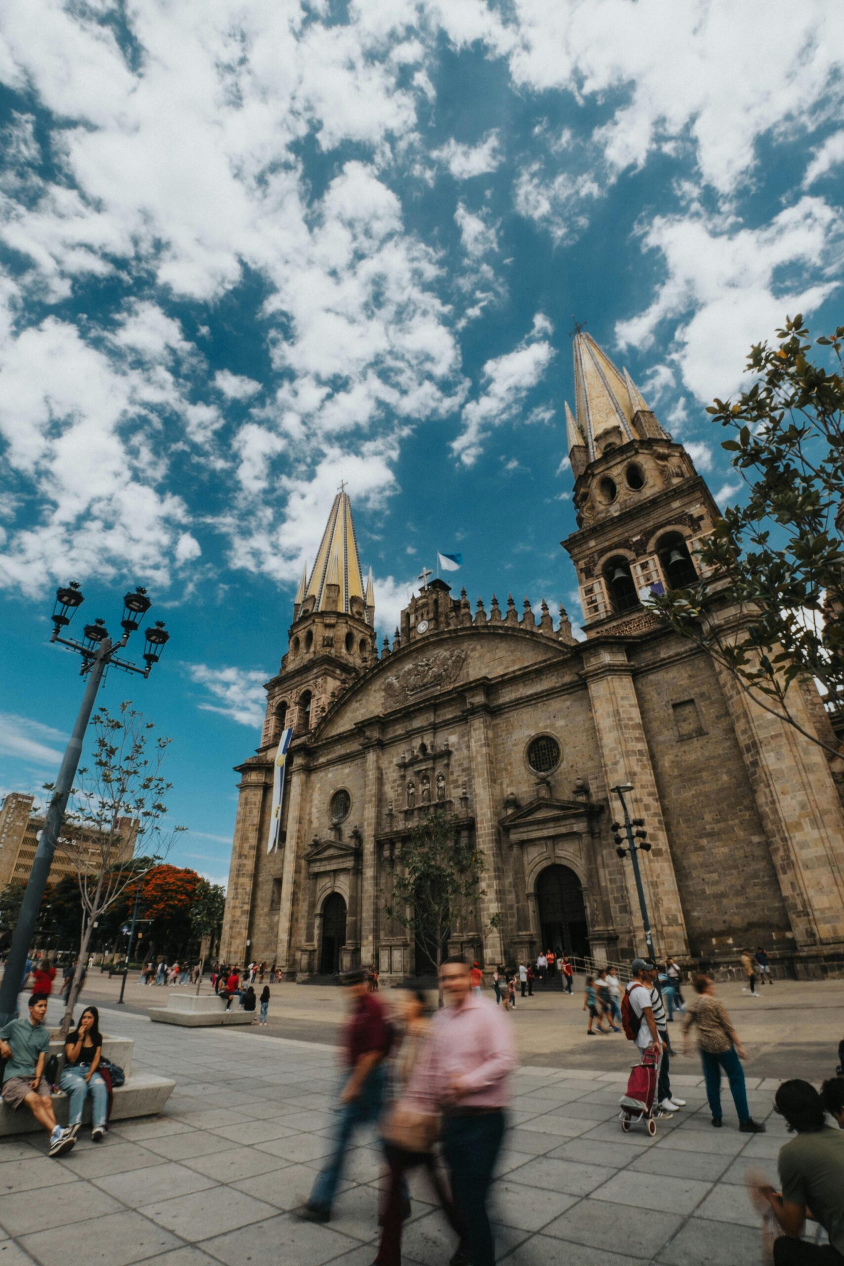 facha de la catedral de guadalajara, capital de jalisco una de las atracciones turísticas de la ciudad tapatía