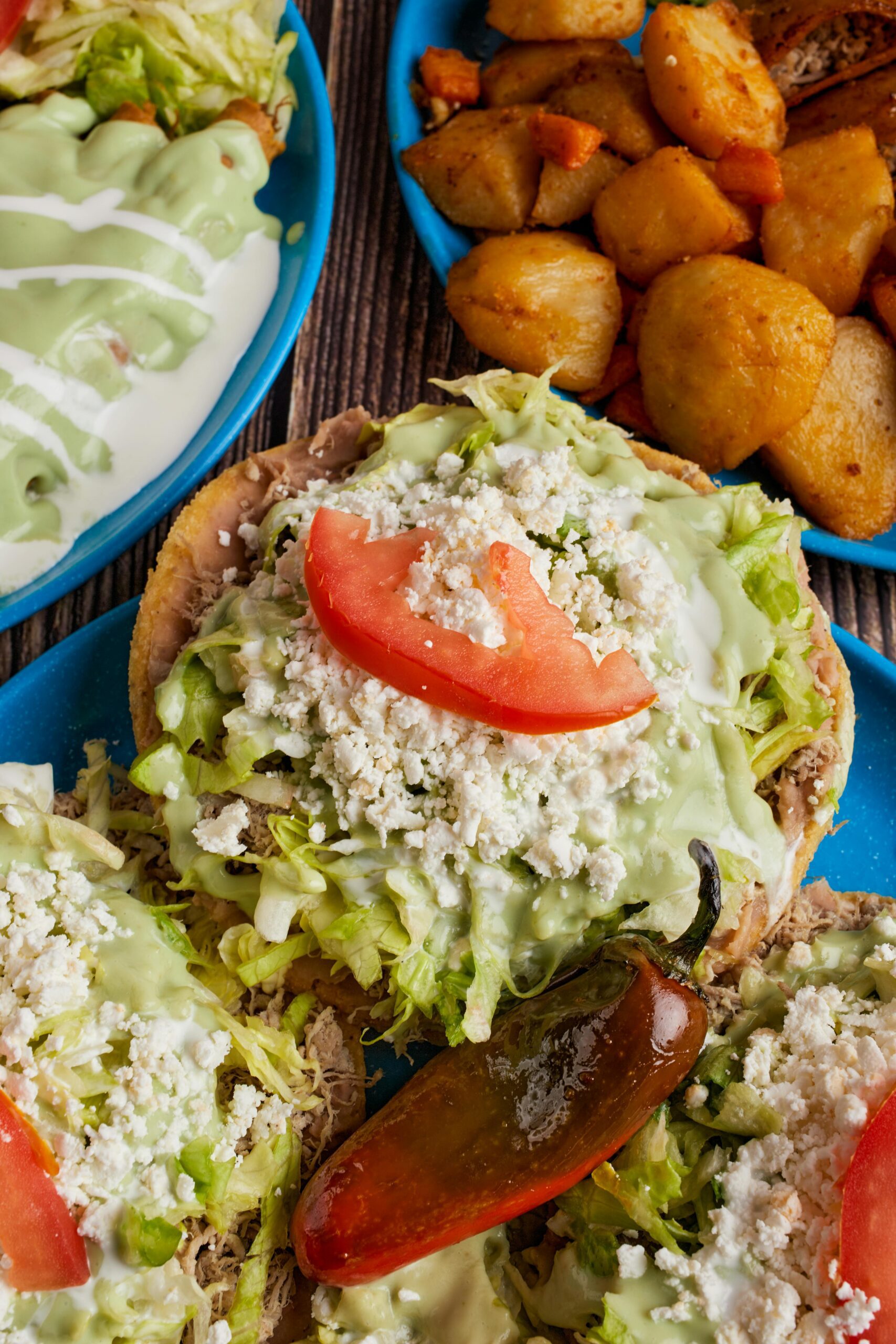 sopes salen sopes uno de los antojitos más famosos del país de mexico