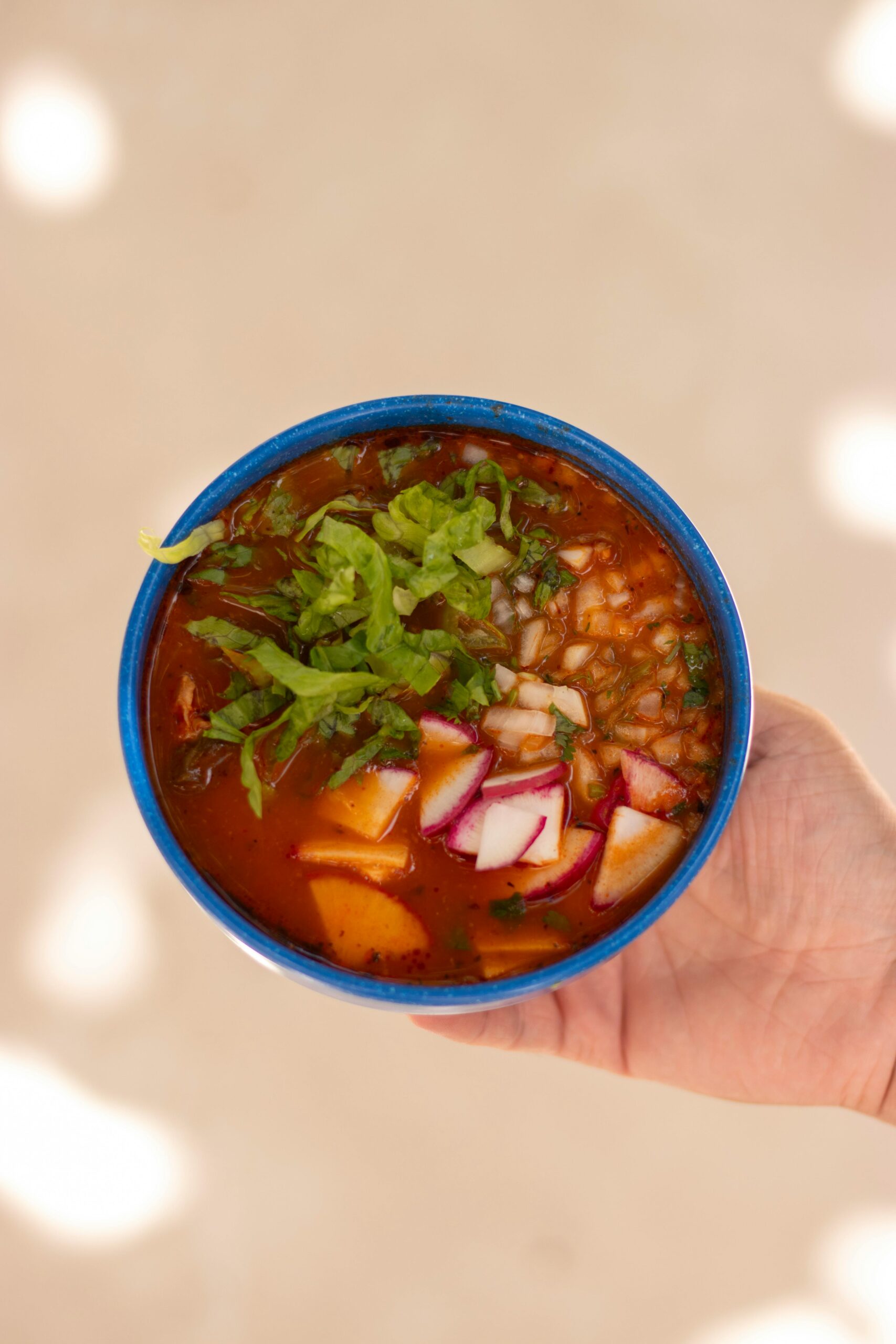 pozole el pozole una imagen representando uno de los platos más típicos de méxico