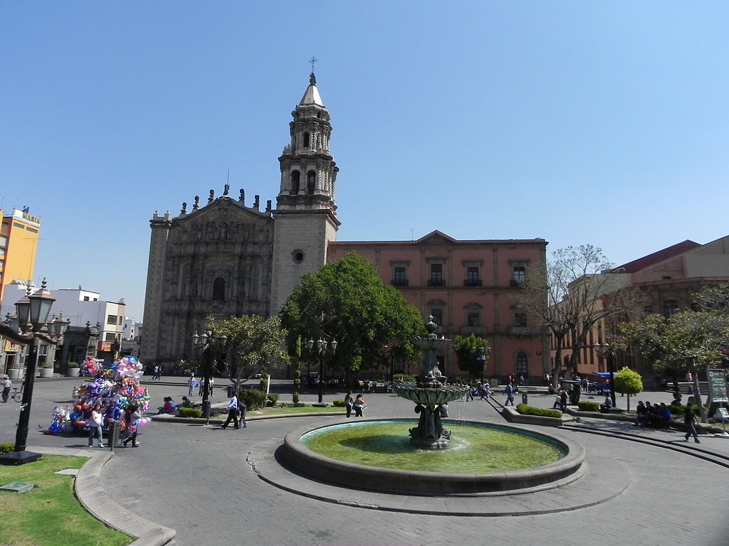 iglesia y plaza del carmen iglesia plaza del carmen una de las atracciones de la ciudad