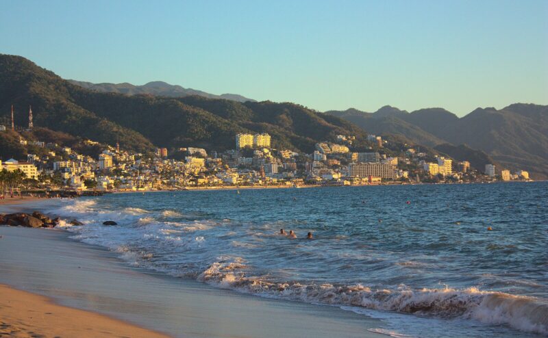 puerto vallarta zona romantica playa en la zona romantica de puerto vallarta