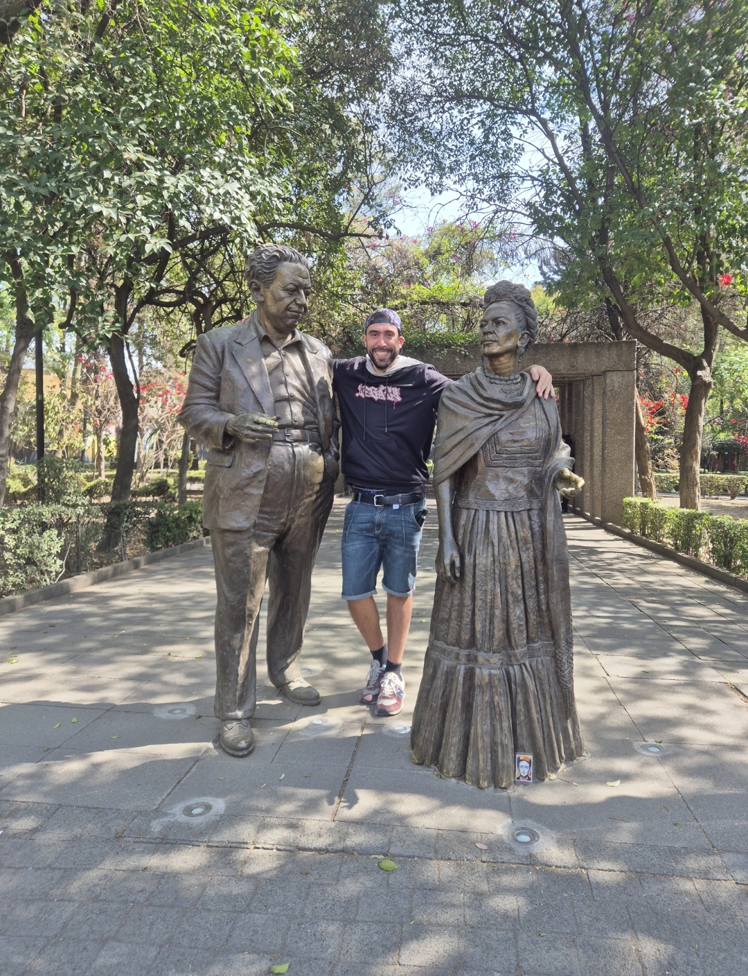 FRIDA KHALO Y DIEGO RIBERA EN EL PARQUE FRIDA KHALO parque frida khalo