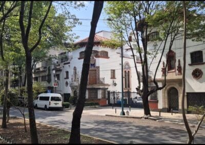 CASAS EN CONDESA