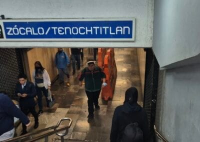 parada de metro el zocalo