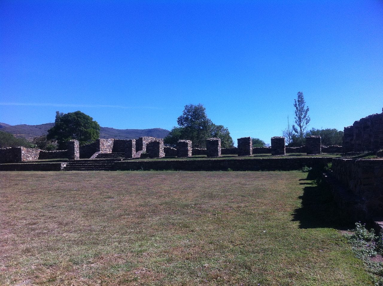ZONA ARQUEOLOGICA DE LOS TORILES, TEPIC EN NAYARIT ZONA ARQUEOLOGICA DE LOS TORILES EN TEPIC