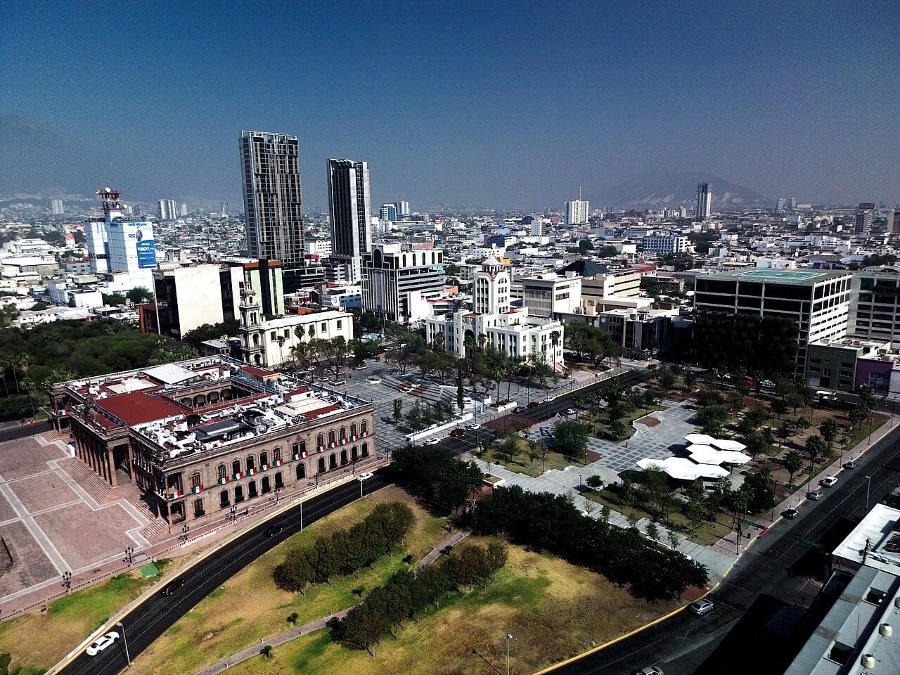 MACROPLAZA EN MONTERREY macroplaza de monterrey en que hay que ver