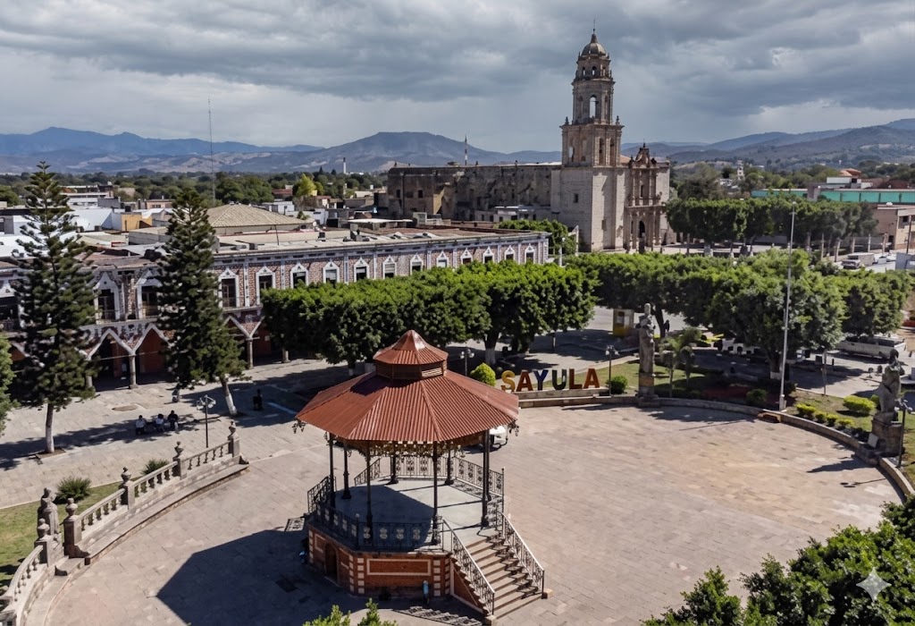VISTA PANORAMICA DEL PUEBLO MAGICO DE SAYULA EN EL ESTADO DE JALISCO
